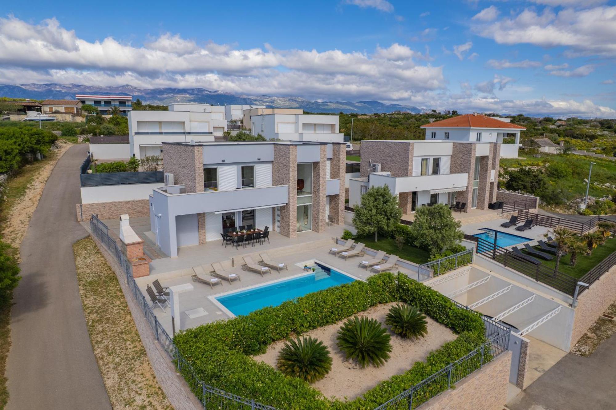 Villas Royal I With Private Pool Novalja Eksteriør billede