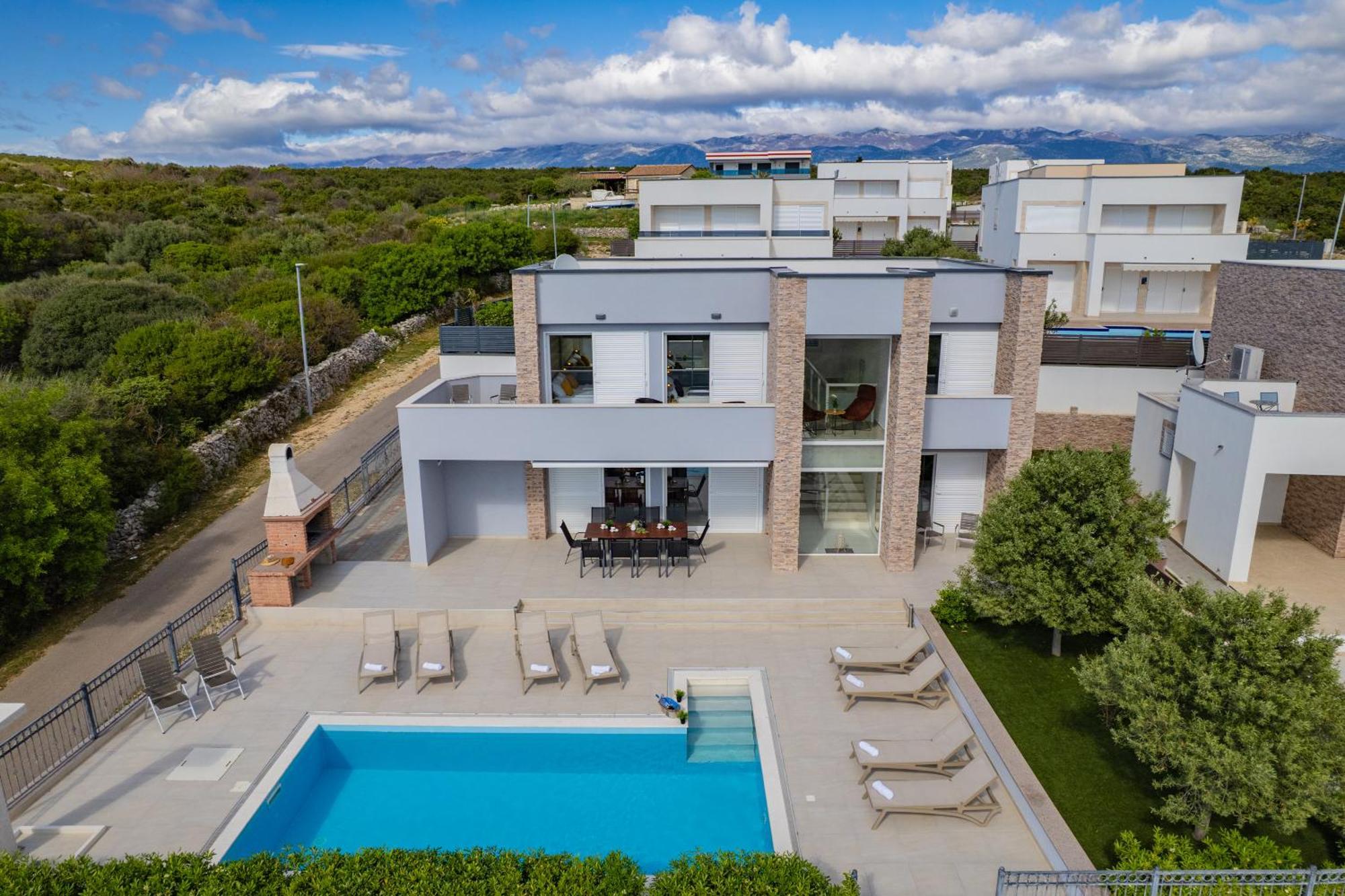 Villas Royal I With Private Pool Novalja Eksteriør billede
